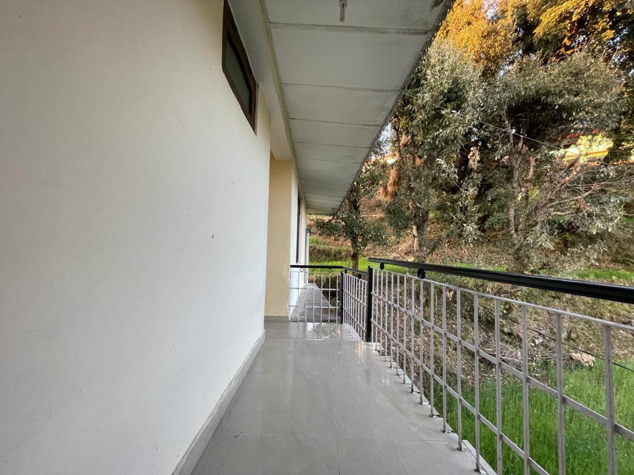 The Lake Cottage By Vrb Hotels Dharamshala Exteriör bild