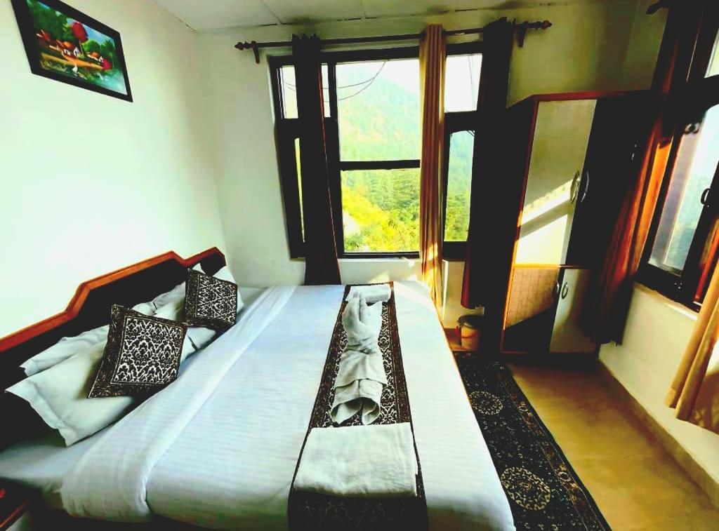 The Lake Cottage By Vrb Hotels Dharamshala Exteriör bild
