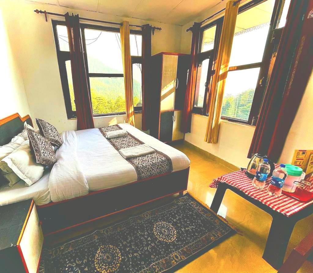 The Lake Cottage By Vrb Hotels Dharamshala Exteriör bild
