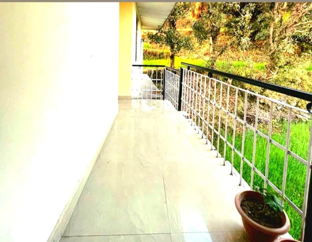 The Lake Cottage By Vrb Hotels Dharamshala Exteriör bild